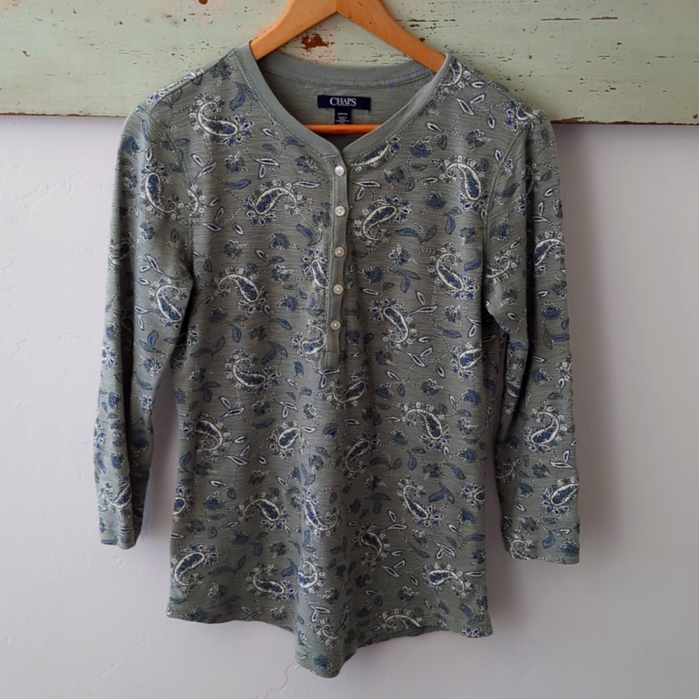 CHAPS I Sage Green & Blue Paisley Print Cotton Button Front Henley Shirt Top, S - Picture 10 of 12